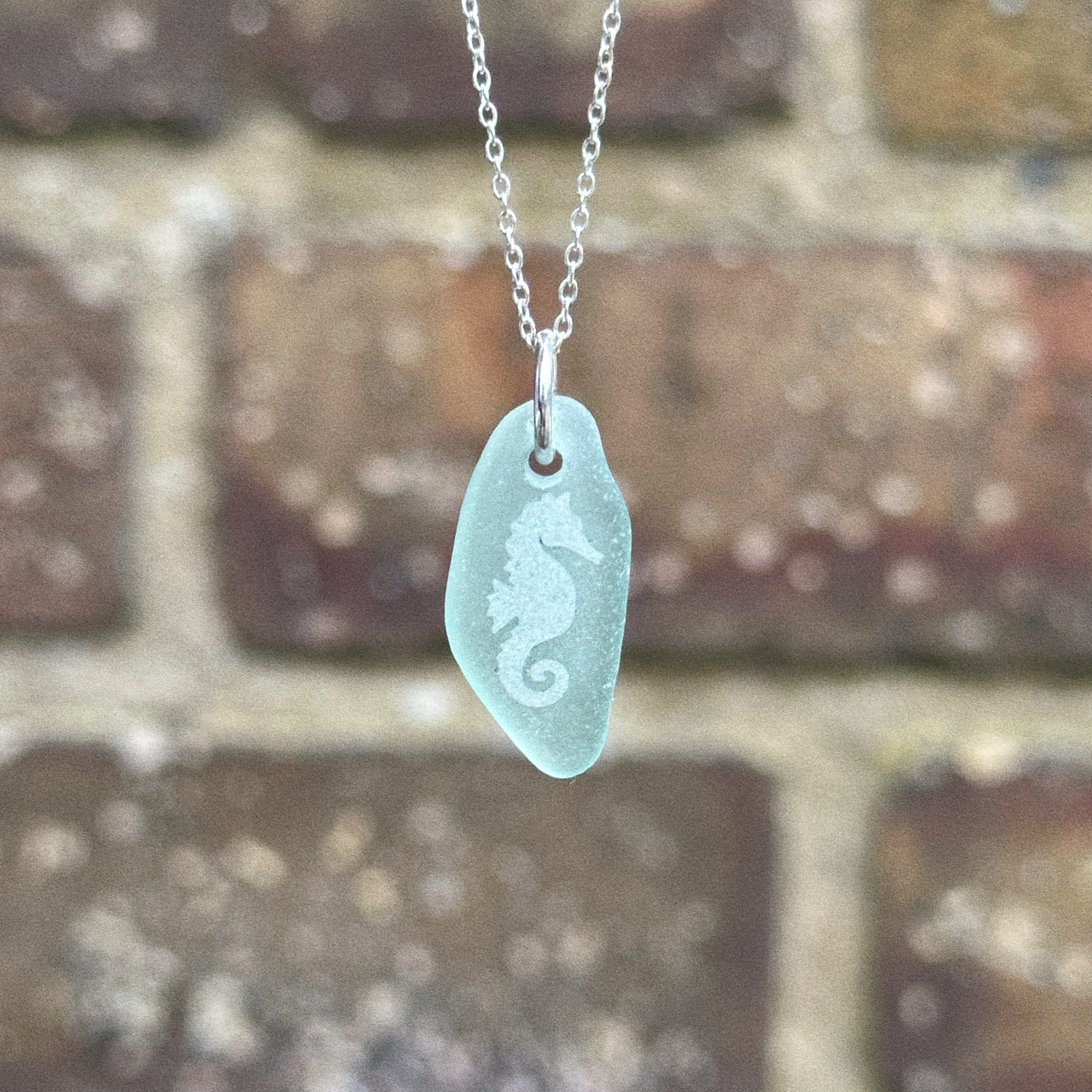 Seahorse silhouette No. 8