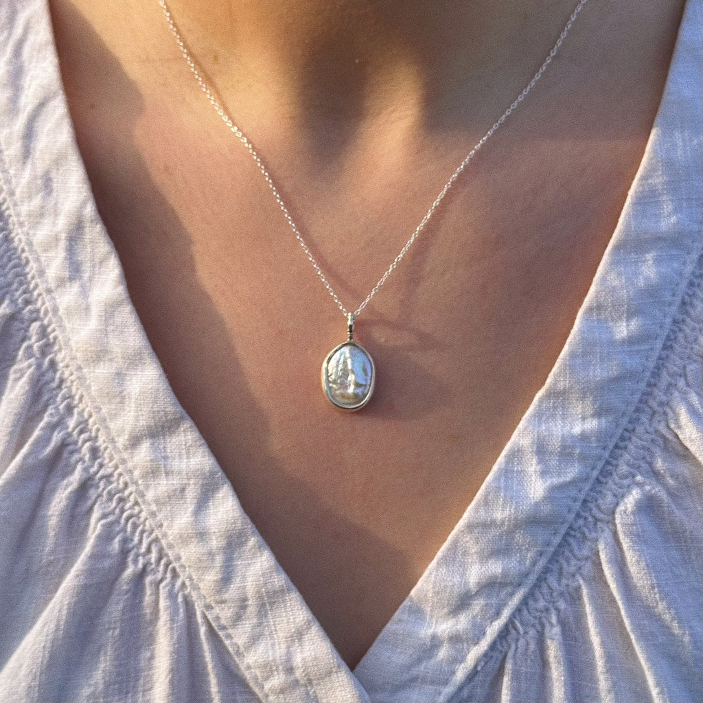 Pearl pendant