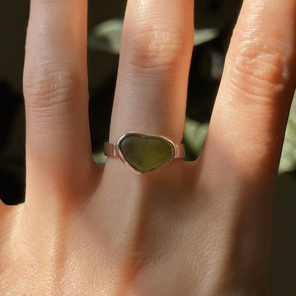 Sea glass ring No. 1 ~ UK N / US 6.5