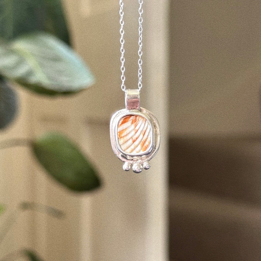 Sea shell pendant No. 7