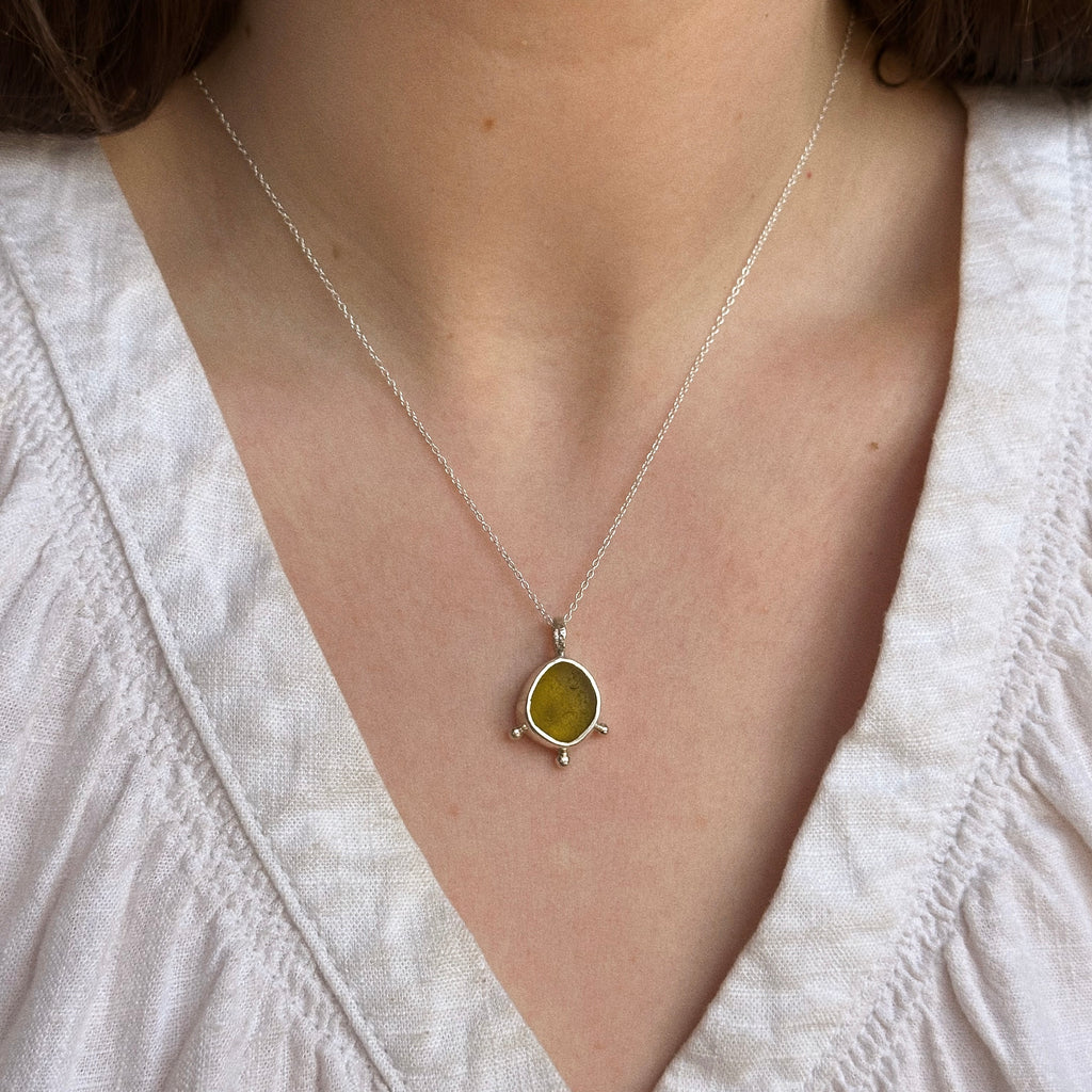 Sea glass pendant No. 2