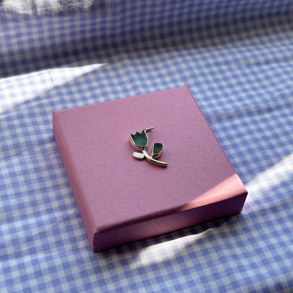 Sea glass tulip