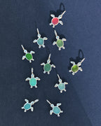 Sea glass turtle pendant No. 4