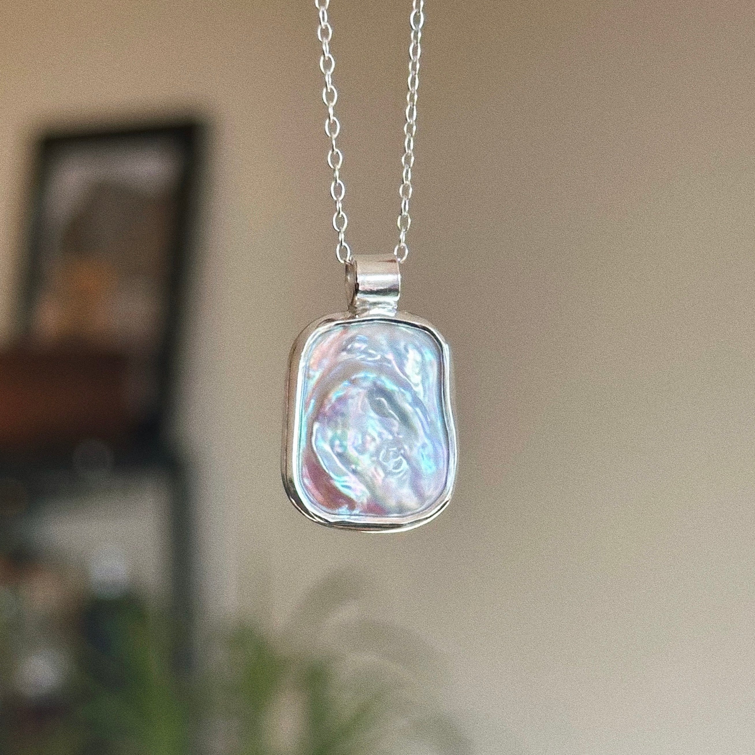 Pearl pendant