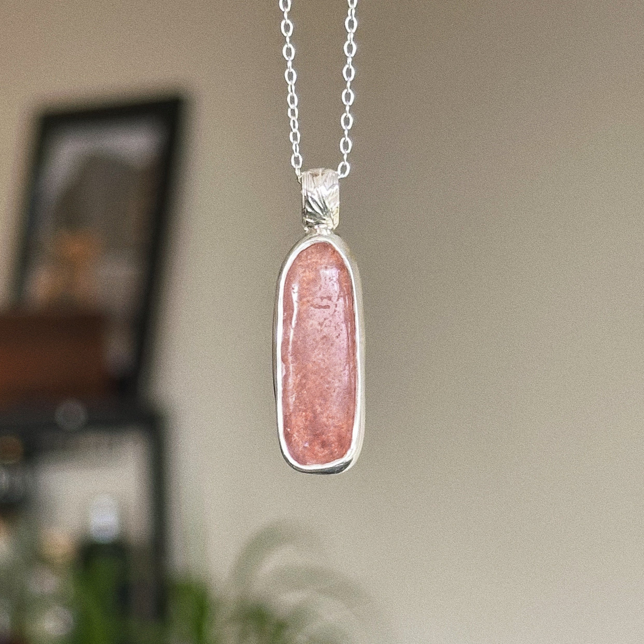 Strawberry quartz pendant