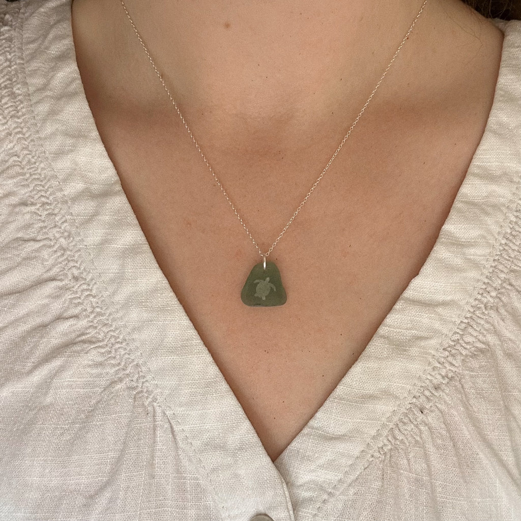 Turtle silhouette pendant No. 5