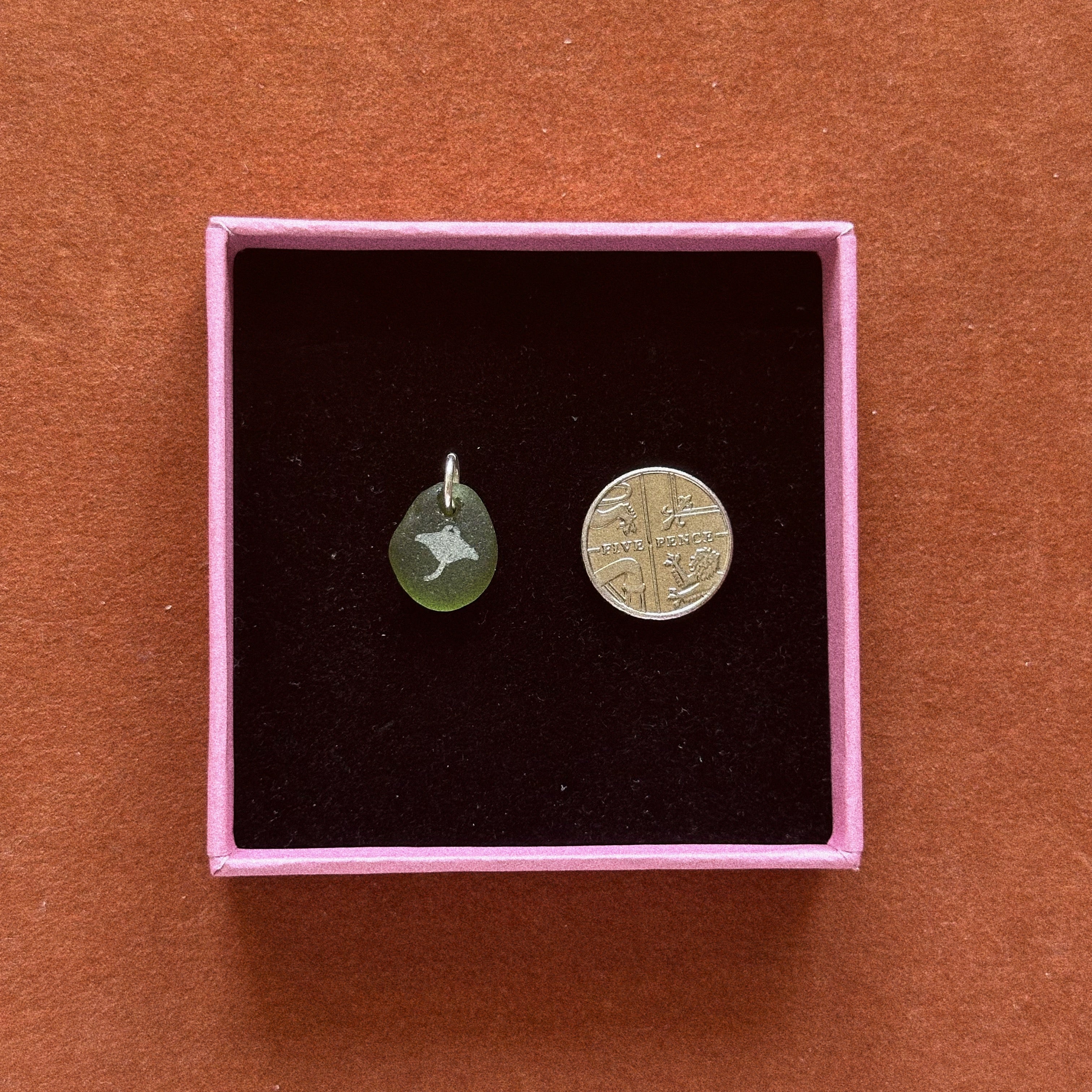 Manta ray silhouette pendant No. 7