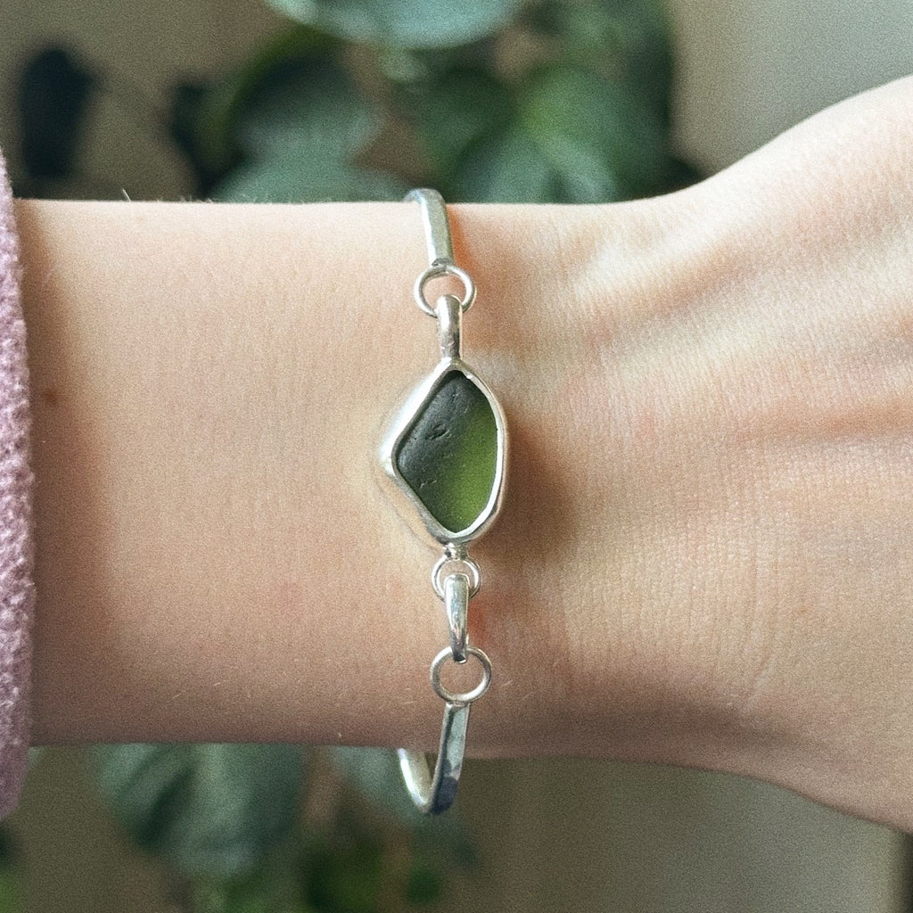 Sea glass cuff charm No. 4