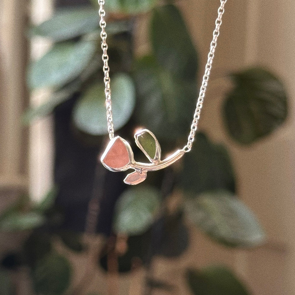 Tulip pendant + connected chain