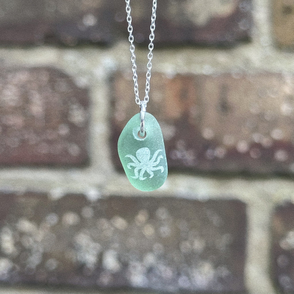 Octopus silhouette No. 3