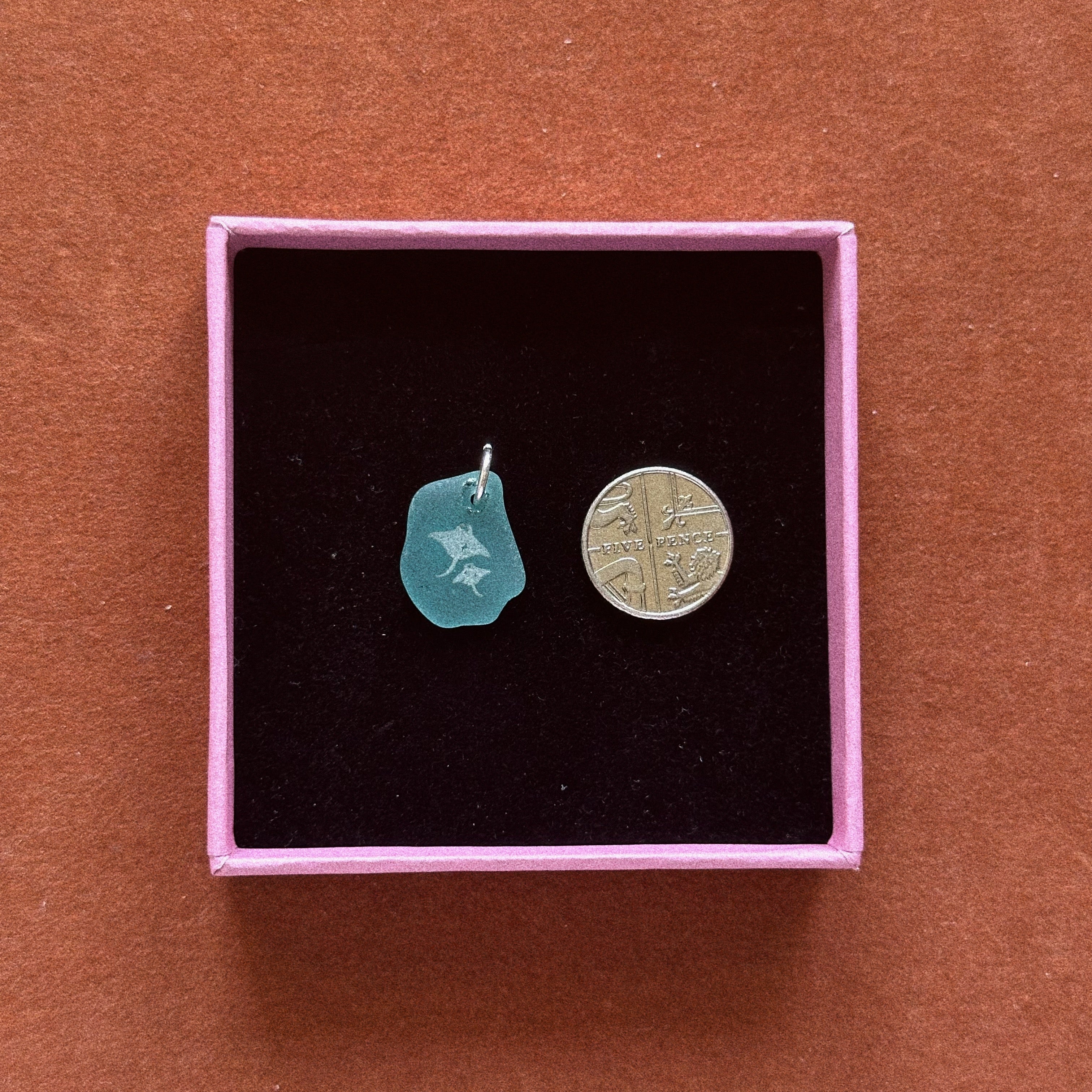 Manta ray silhouette pendant No. 2
