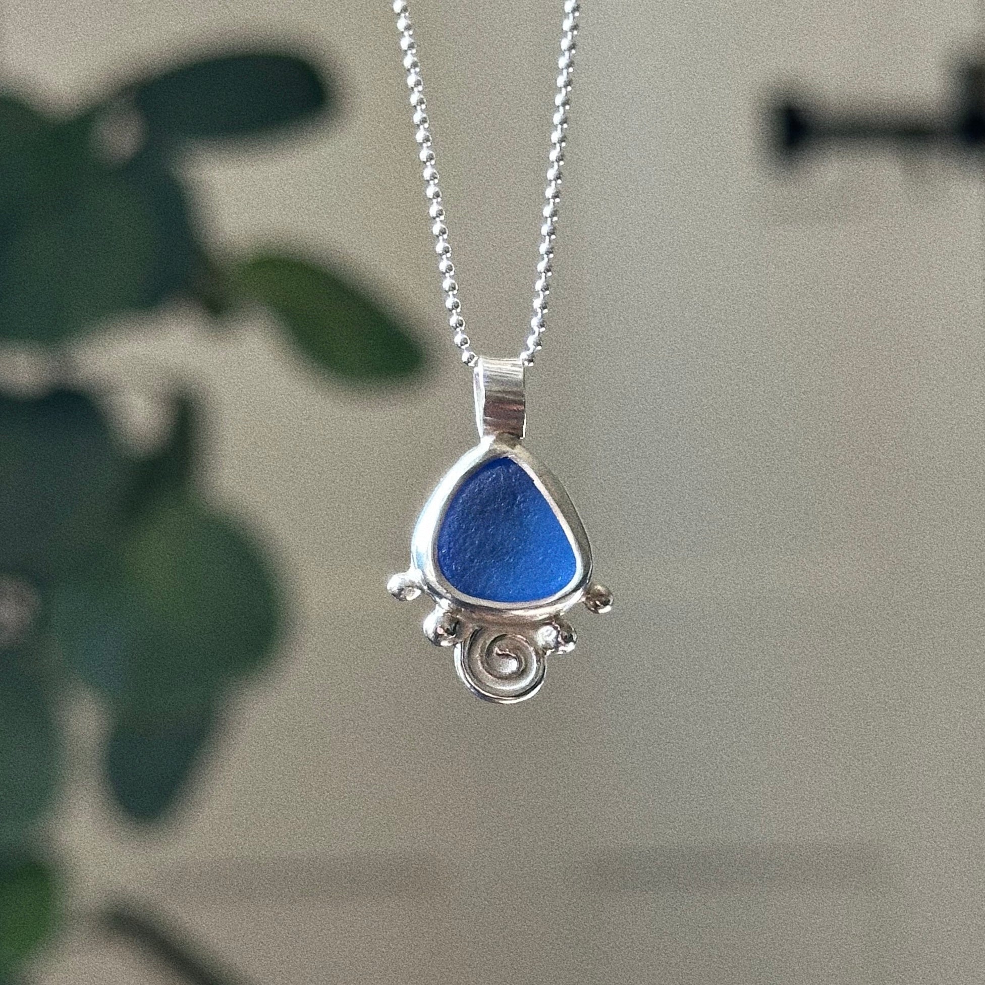 Artefact sea glass necklace No. 3