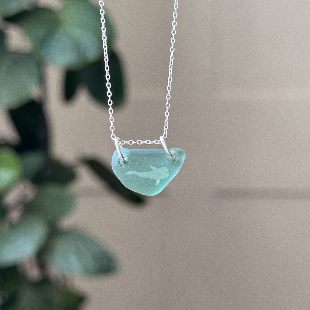 Whale shark silhouette pendant No. 9