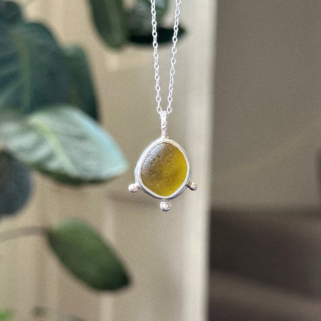 Sea glass pendant No. 2
