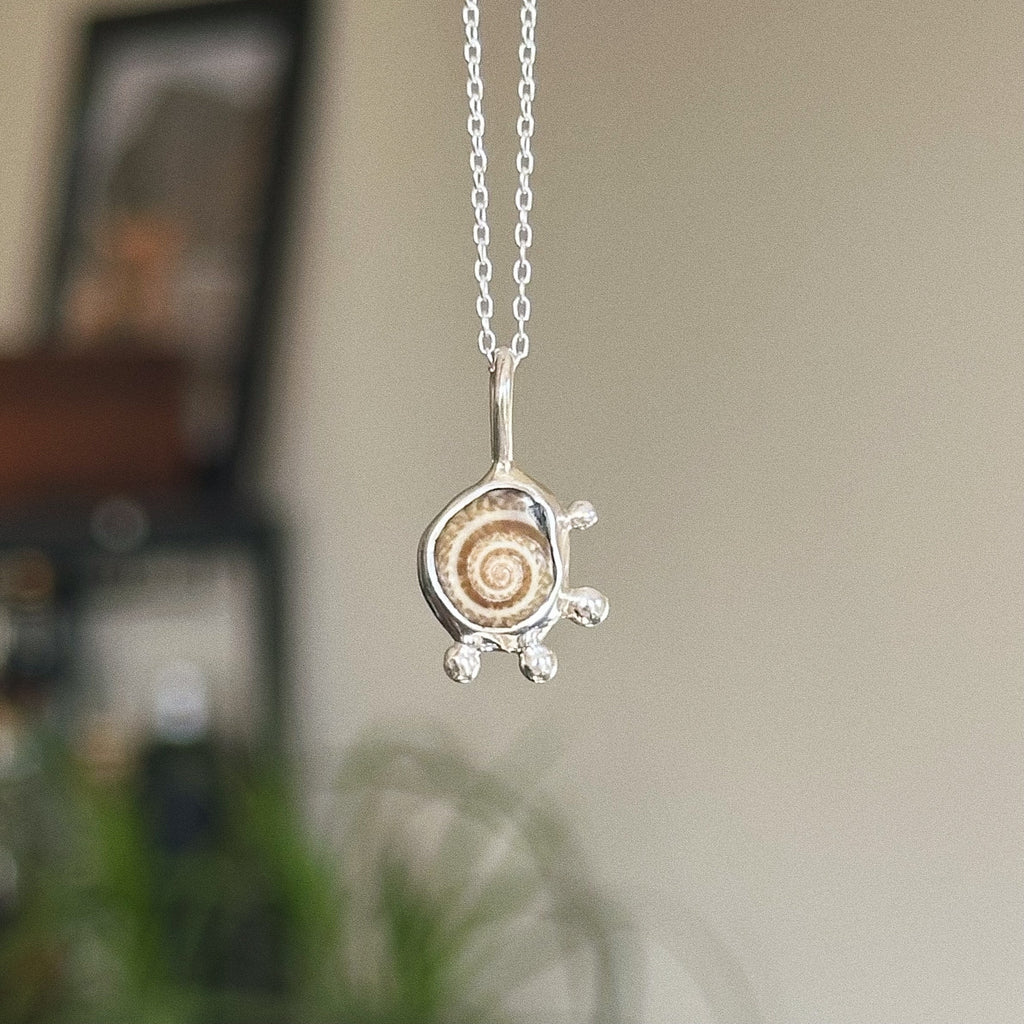 Mini shell pendant