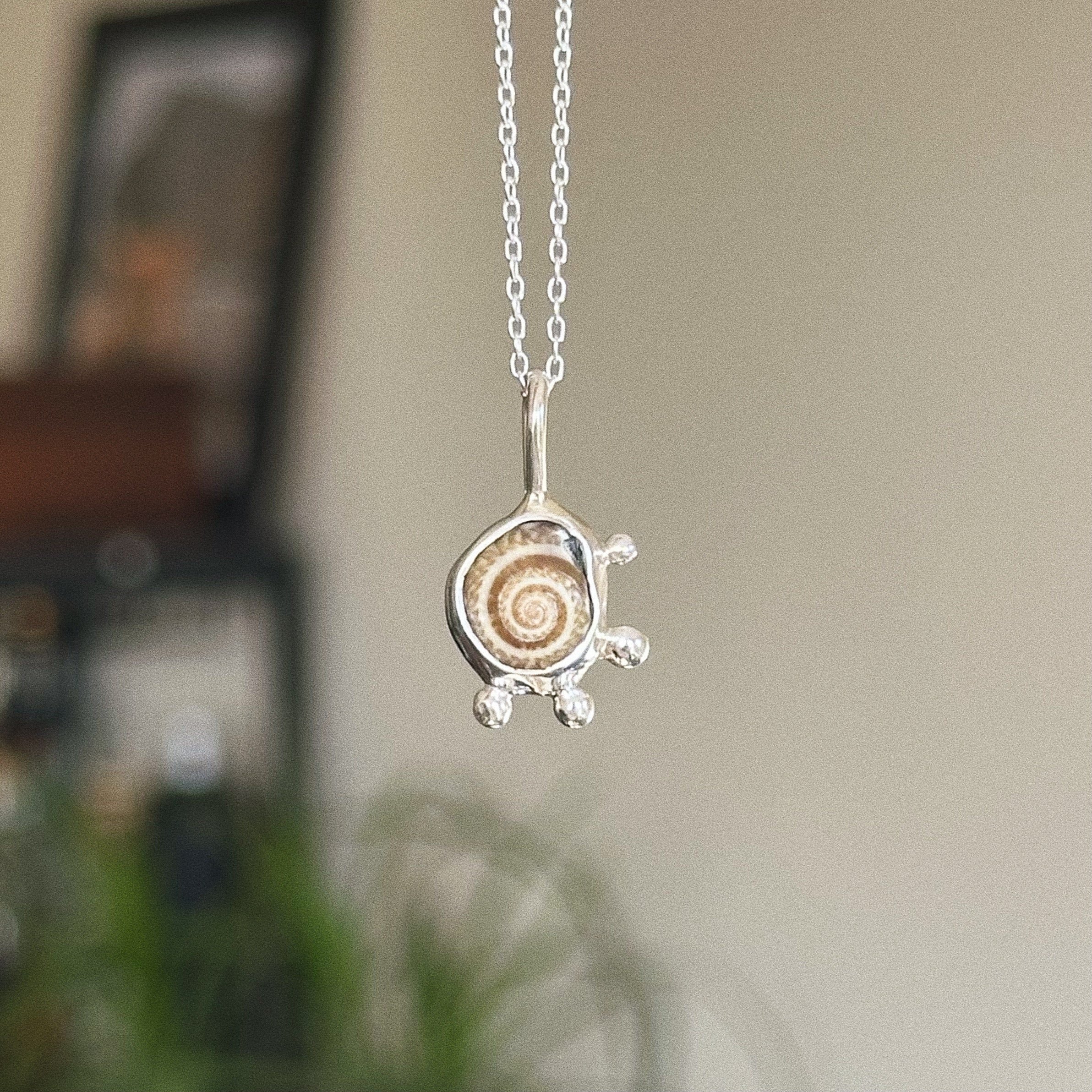 Mini shell pendant