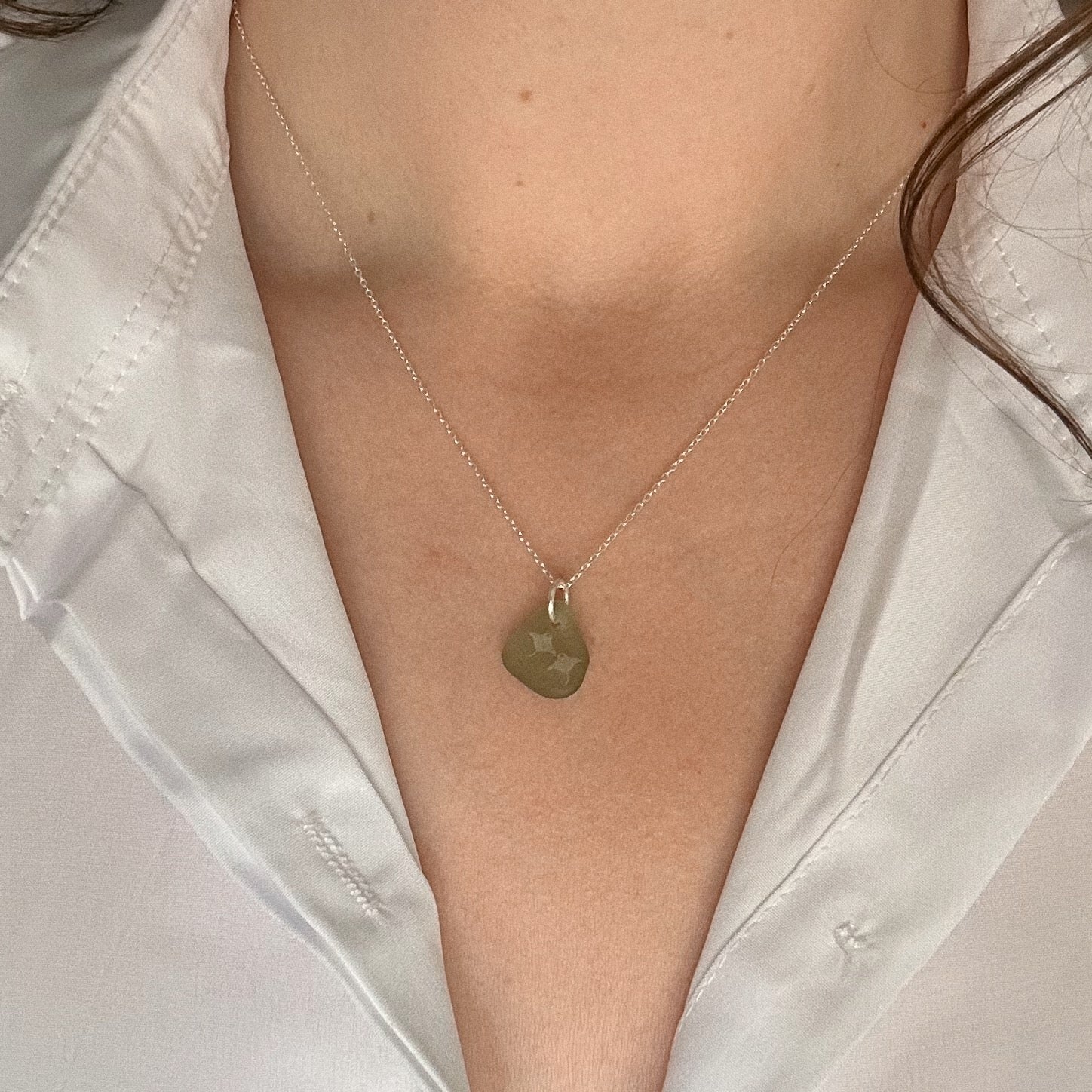 Manta ray silhouette pendant No. 6