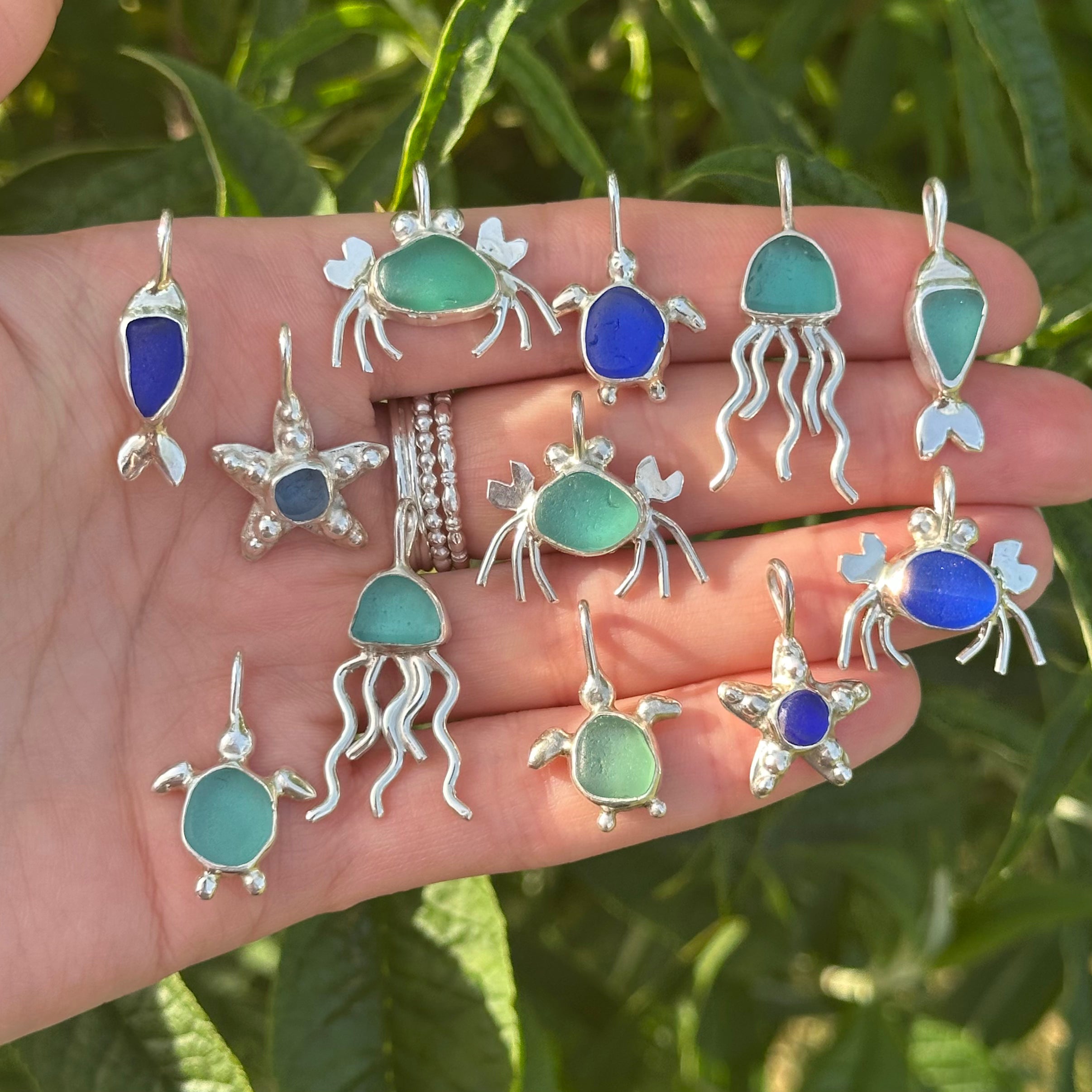 Sea glass crab pendant No. 3